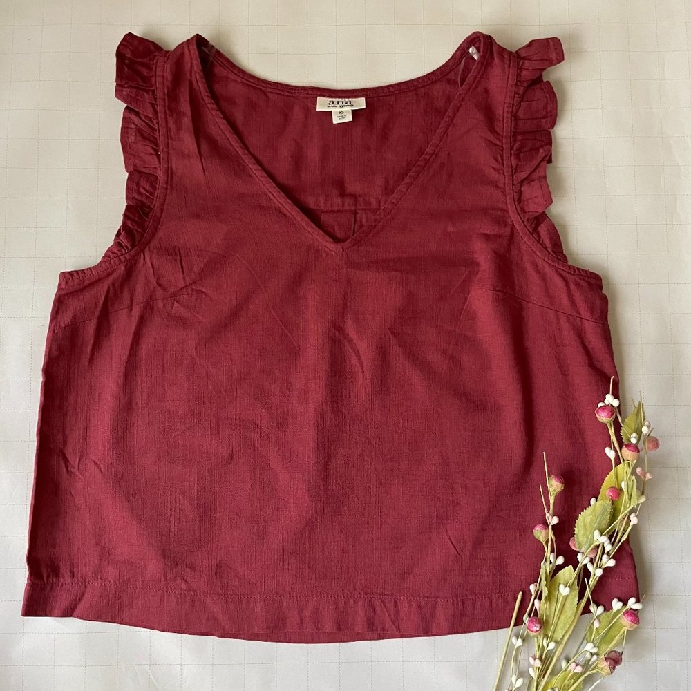 NWT a.n.a. Maroon Cropped V-Neck Sleeveless Top Size XS